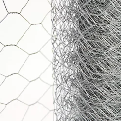 Easipet Galvanised Chicken Wire/Mesh Fencing Netting For Rabbit Fence Garden 50mm X 90cm X 25m (22g) 9 Easipet Galvanised Chicken Wire/Mesh Fencing Netting For Rabbit Fence Garden 50mm X 90cm X 25m (22g) -Draper Tool Shop easipet galvanised chicken wire mesh fencing netting for rabbit fence garden 50mm x 90cm x 25m 22g 5060164215691 04c MP