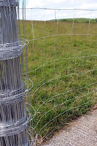 Easipet Galvanised Stock Fencing L8/80/15 For Sheep/Pig/Livestock 80cm High, 50m Long 3 Easipet Galvanised Stock Fencing L8/80/15 For Sheep/Pig/Livestock 80cm High, 50m Long