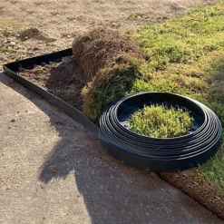 Flexible Plastic Garden Edging With 40 Pegs (10m) 8 Flexible Plastic Garden Edging With 40 Pegs (10m) -Draper Tool Shop flexible plastic garden edging with 40 pegs 10m 5060575103198 03c MP