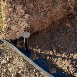 Flexible Plastic Garden Edging With 40 Pegs (10m) 9 Flexible Plastic Garden Edging With 40 Pegs (10m) -Draper Tool Shop flexible plastic garden edging with 40 pegs 10m 5060575103198 04c MP