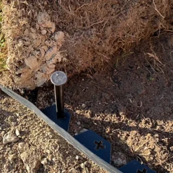 Flexible Plastic Garden Edging With 80 Pegs (20m) -Draper Tool Shop flexible plastic garden edging with 80 pegs 20m 5056589500788 06c MP