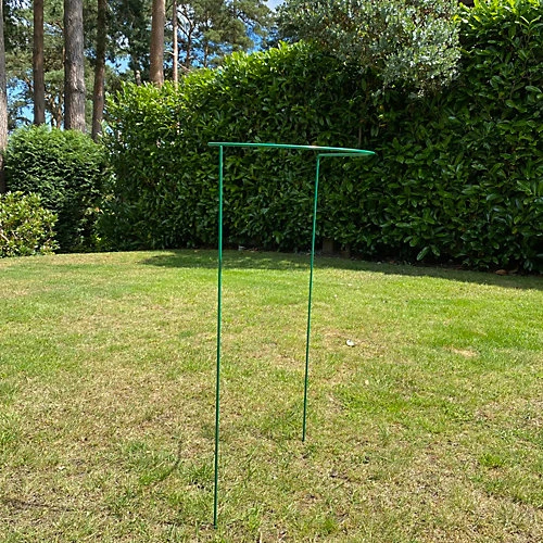 Garden Hoop Plant Bow Support System 52cm X 90cm (Pack Of 10) 6 Garden Hoop Plant Bow Support System 52cm X 90cm (Pack Of 10) - Image 4