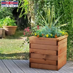HORTICO Scandinavian Red Wood Square Wooden Planter For Garden, Outdoor Plant Pot Made In The UK H39 L47 W47 Cm, 46L 9 HORTICO Scandinavian Red Wood Square Wooden Planter For Garden, Outdoor Plant Pot Made In The UK H39 L47 W47 Cm, 46L -Draper Tool Shop hortico scandinavian red wood square wooden planter for garden outdoor plant pot made in the uk h39 l47 w47 cm 46l5060874792895 07c MP