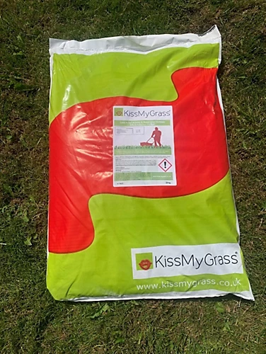 KissMyGrass Autumn & Winter Lawn Fertiliser 6.5.10 + Fe + Mg (1 X 20kg) 4 KissMyGrass Autumn & Winter Lawn Fertiliser 6.5.10 + Fe + Mg (1 X 20kg) - Image 2