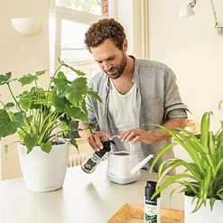 LECHUZA Long-acting Fertiliser Perfect Leaf Fluid, 475ml -Draper Tool Shop lechuza long acting fertiliser perfect leaf fluid 475ml4008789196262 03c MP