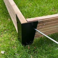 Metal Raised Garden Vegetable Bed Corner Brackets (Pack Of 4) -Draper Tool Shop metal raised garden vegetable bed corner brackets pack of 4 5056589501969 03c MP