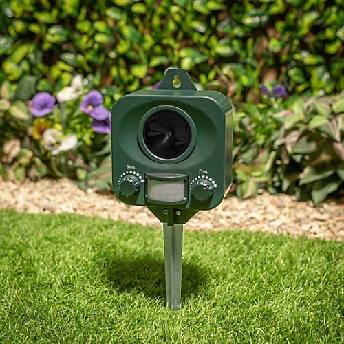 Pestbye Battery Powered Cat Repellent Ultrasonic Repeller Deterrent Cat Scarer With Ground Stake 4 Pestbye Battery Powered Cat Repellent Ultrasonic Repeller Deterrent Cat Scarer With Ground Stake - Image 2