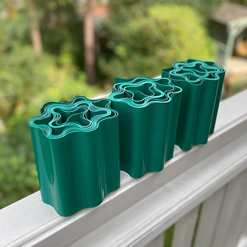 Set Of 3 Green Plastic Garden Lawn Edging (9m X 15cm Roll) 4 Set Of 3 Green Plastic Garden Lawn Edging (9m X 15cm Roll) - Image 2