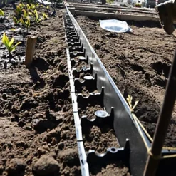 Spudulica HD Garden Edging 10 Pieces 10m Length 60mm Height Black Garden Border System For Paths, Borders, Gravel Areas, Tree Pits -Draper Tool Shop spudulica hd garden edging 10 pieces 10m length 60mm height black garden border system for paths borders gravel areas tree pits5065013758602 04c MP