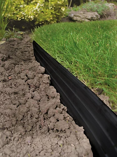 Swift Edge Garden Edging - Lawns, Borders, Pathways, Plots, Flowerbeds, Landscaping - Aluminium 100mm Tall - 12m Pack - Black 4 Swift Edge Garden Edging - Lawns, Borders, Pathways, Plots, Flowerbeds, Landscaping - Aluminium 100mm Tall - 12m Pack - Black - Image 2