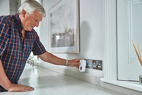 The Big Cheese Advanced Pest Repeller - Humane, Ultrasound Rodent Deterrent 5 The Big Cheese Advanced Pest Repeller - Humane, Ultrasound Rodent Deterrent - Image 3