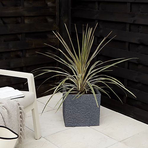 Verve Sinni Grey Square Planter 4 Verve Sinni Grey Square Planter - Image 2